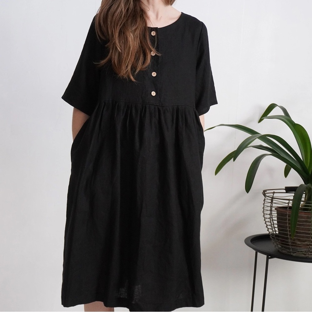 Elegant Black Midi Dress with Button Accents